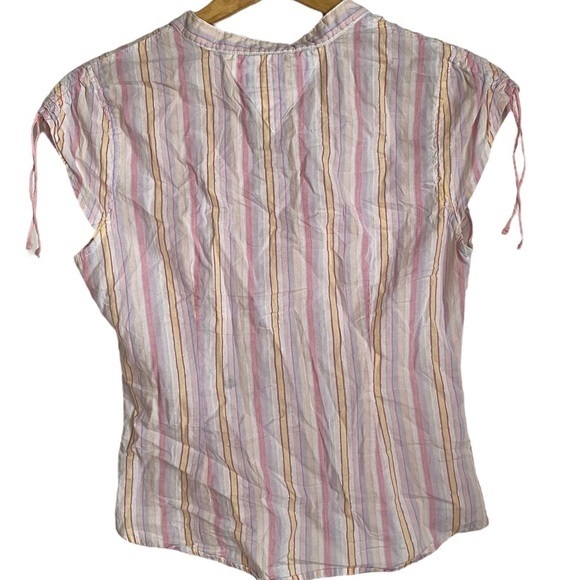 TOMMY HILFIGER PINK‎ YELLOW PURPLE AND WHITE STRIPES BUTTON-UP SHIRT SIZE MEDIUM - Picture 2 of 6